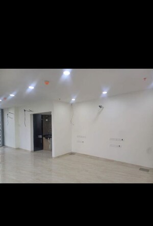 Room in  Office Space at Wadhwa The Gateway, Mulund West – for Rent