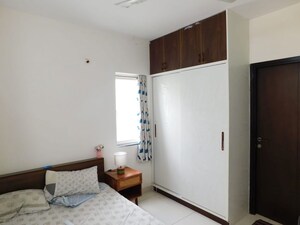 Room in 3 BHK Apartment at Ambience Courtyard, Manikonda – for Rent