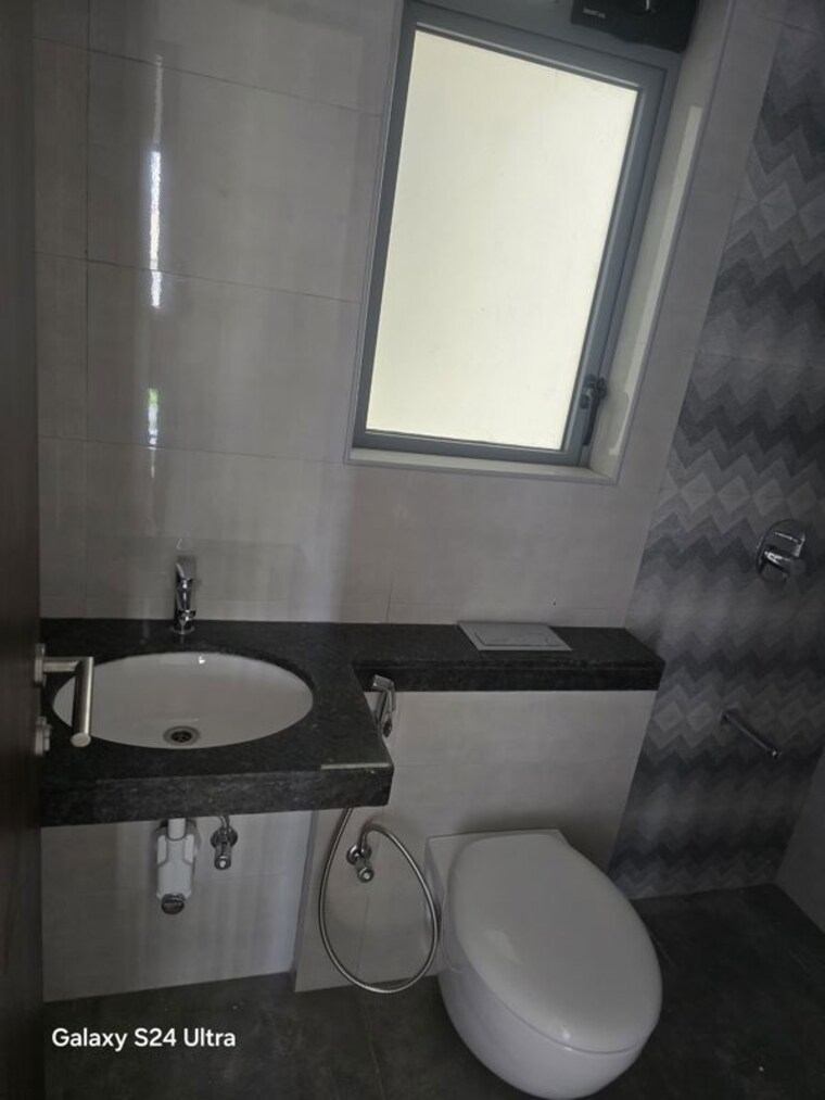 Bathroom, k-raheja-vistas 3 Bedroom 1100 Sq.Ft. Apartment In Powai Mumbai 10588958