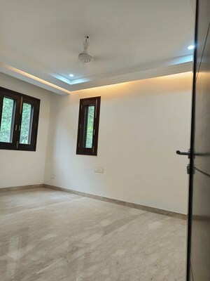 Room in 4 BHK Builder Floor at East Of Kailash – for Rent