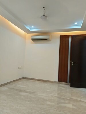 Room in 4 BHK Builder Floor at East Of Kailash – for Rent