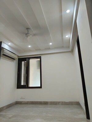 Room in 4 BHK Builder Floor at East Of Kailash – for Rent