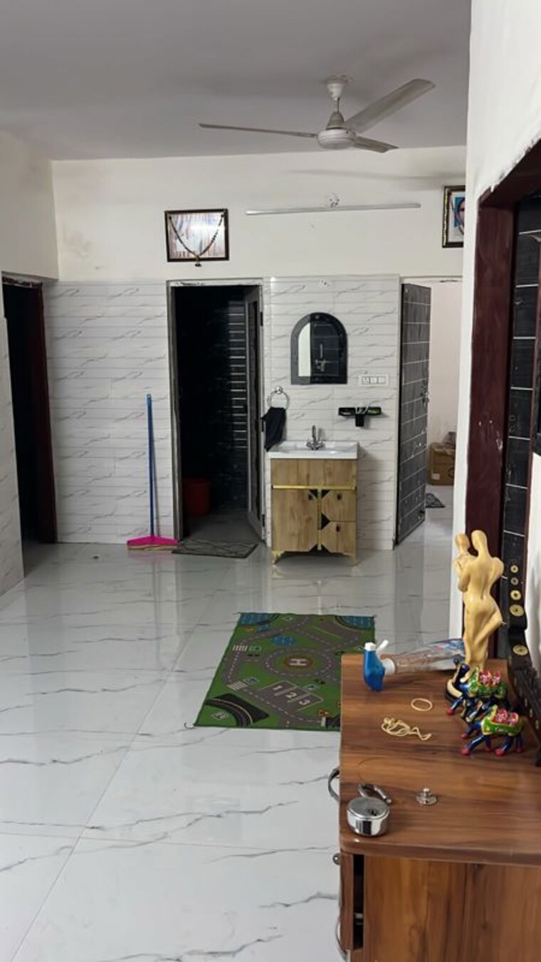 Bathroom, nawada 4 Bedroom 140 Sq.Ft. Builder Floor In Nawada Delhi 10588949