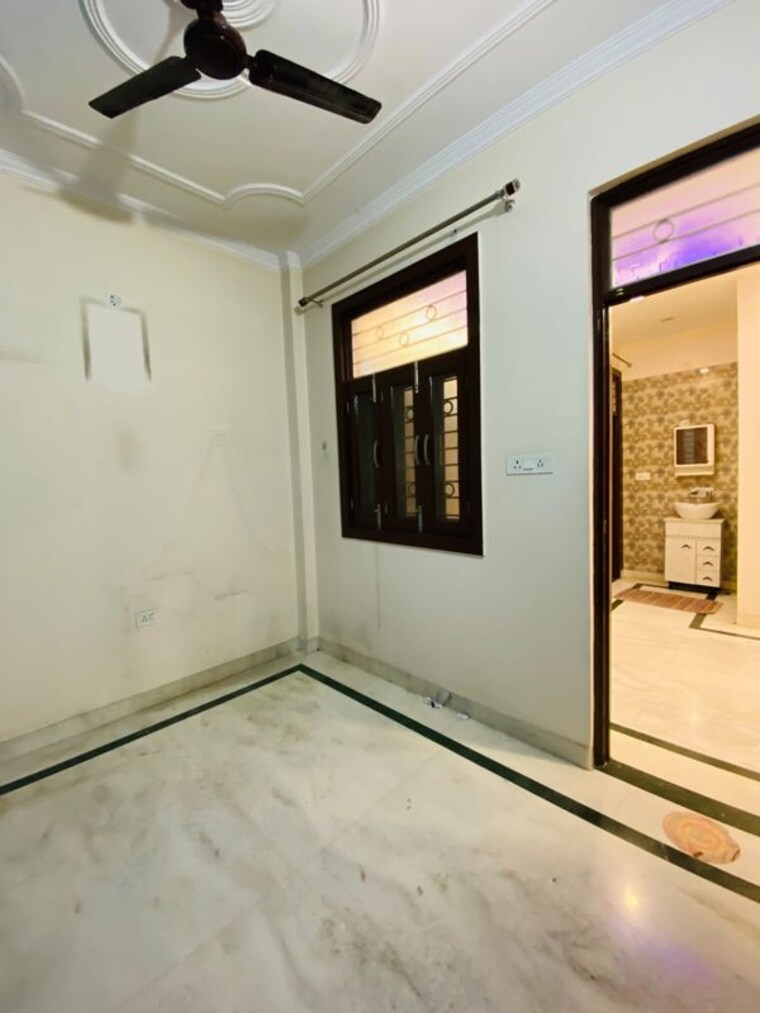 Room, nawada 4 Bedroom 140 Sq.Ft. Builder Floor In Nawada Delhi 10588949