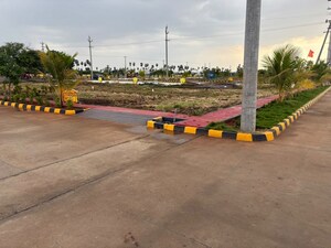  Plot at Vuyyuru – for Sale