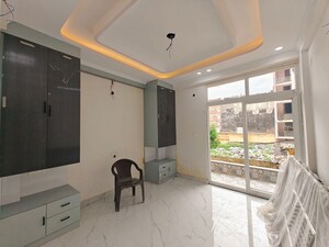 Team Area in 3 BHK Builder Floor at Green Home, Sector 73 – for Sale