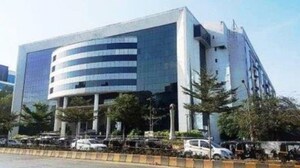  Office Space – Exterior View View at Solitaire Corporate Park, Andheri East - for Rent