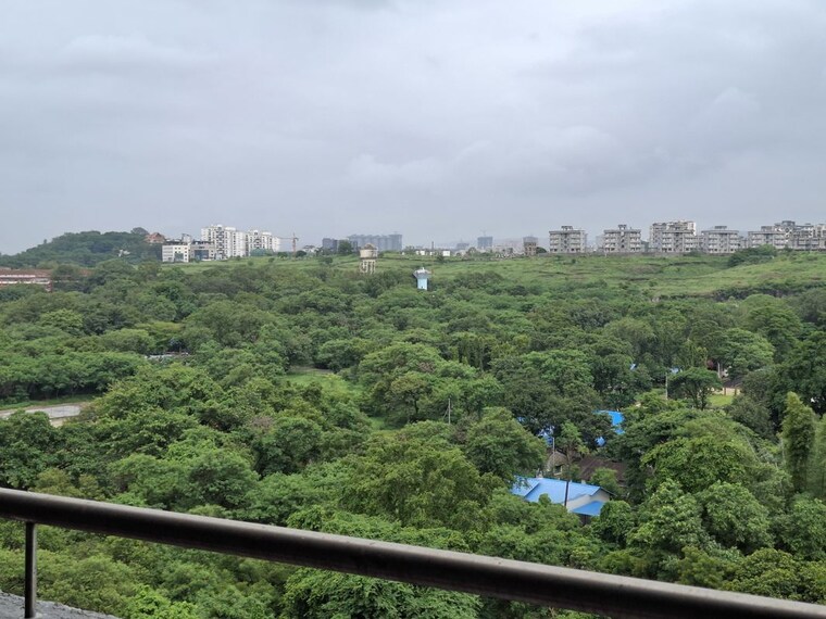 Garden, eisha-synergy 5 Bedroom 4300 Sq.Ft. Apartment In Salisbury Park Pune 10588907
