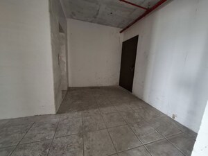 Room in 5 BHK Apartment at Eisha Synergy, Salisbury Park – for Sale