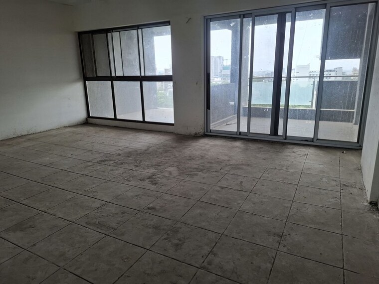 Room, eisha-synergy 5 Bedroom 4300 Sq.Ft. Apartment In Salisbury Park Pune 10588907