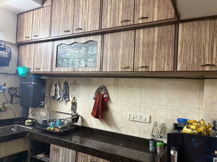 Kitchen, lok-darshan 1 Bedroom 500 Sq.Ft. Apartment In Andheri East Mumbai 10588987