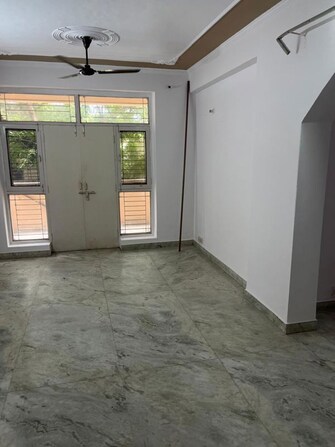 3 BHK + Basement,Store Room Apartment For Rent in Pratham Meghdoot Apartment in Sector 10a, Gurgaon
