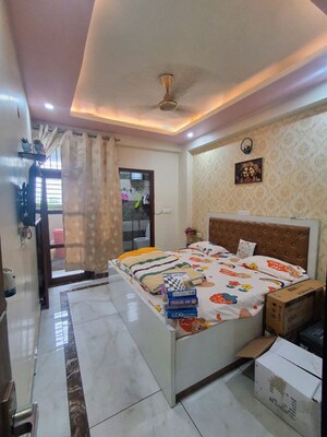 Bedroom in 2 BHK Builder Floor at Sector 45 – for Rent