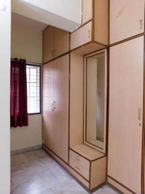 Room in 3 BHK Apartment at SMR Vinay Technopolis, Madhapur – for Rent