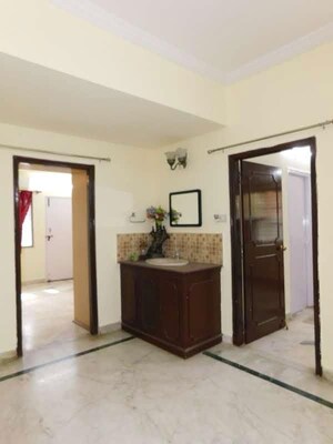 Room in 3 BHK Apartment at SMR Vinay Technopolis, Madhapur – for Rent