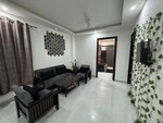 2 BHK 163 Sq.Yd. Builder Floor in Sector 52