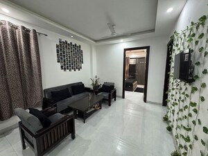 2 BHK Builder Floor For Rent in Sector 52