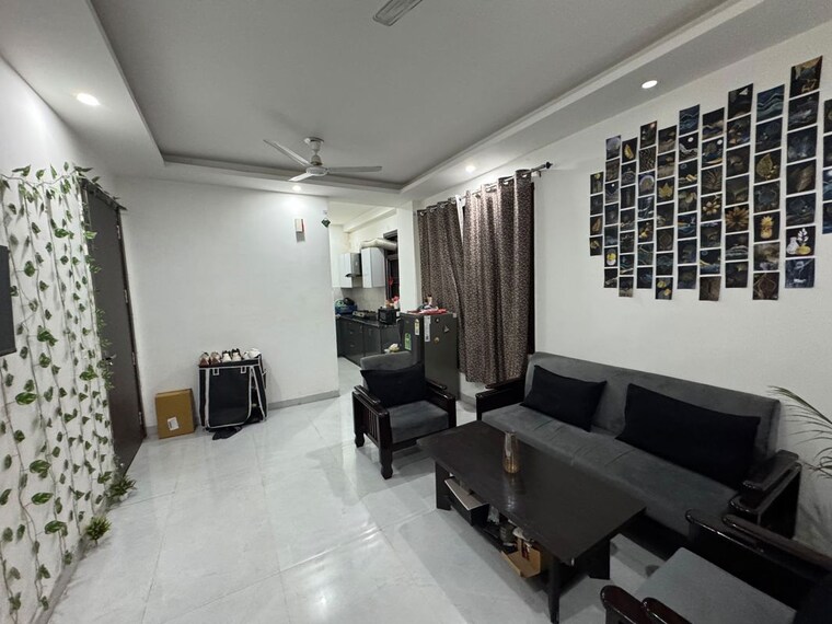 Team Area, sector 52 2 Bedroom 163 Sq.Yd. Builder Floor In Sector 52 Gurgaon 10589033