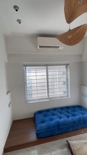 Bedroom in 2 BHK Apartment at Chembur – for Rent