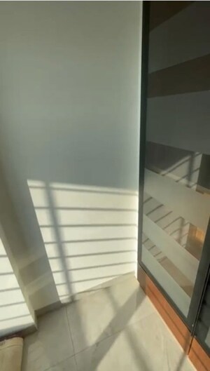 Bedroom in 2 BHK Apartment at Chembur – for Rent
