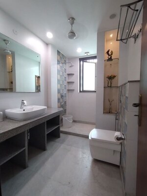 Kitchen in 4 BHK Builder Floor at Sector 43 – for Rent