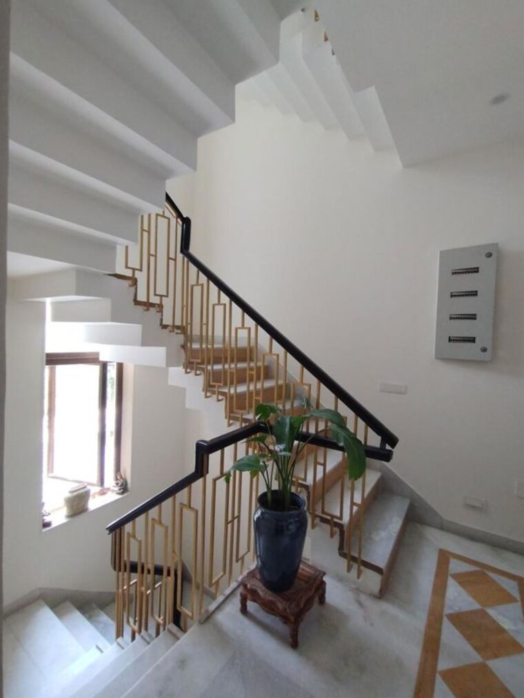 undefined, sector 43 4 Bedroom 500 Sq.Yd. Builder Floor In Sector 43 Gurgaon 10589062