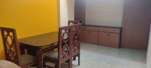 Room in 2 BHK Apartment at Vile Parle West – for Rent