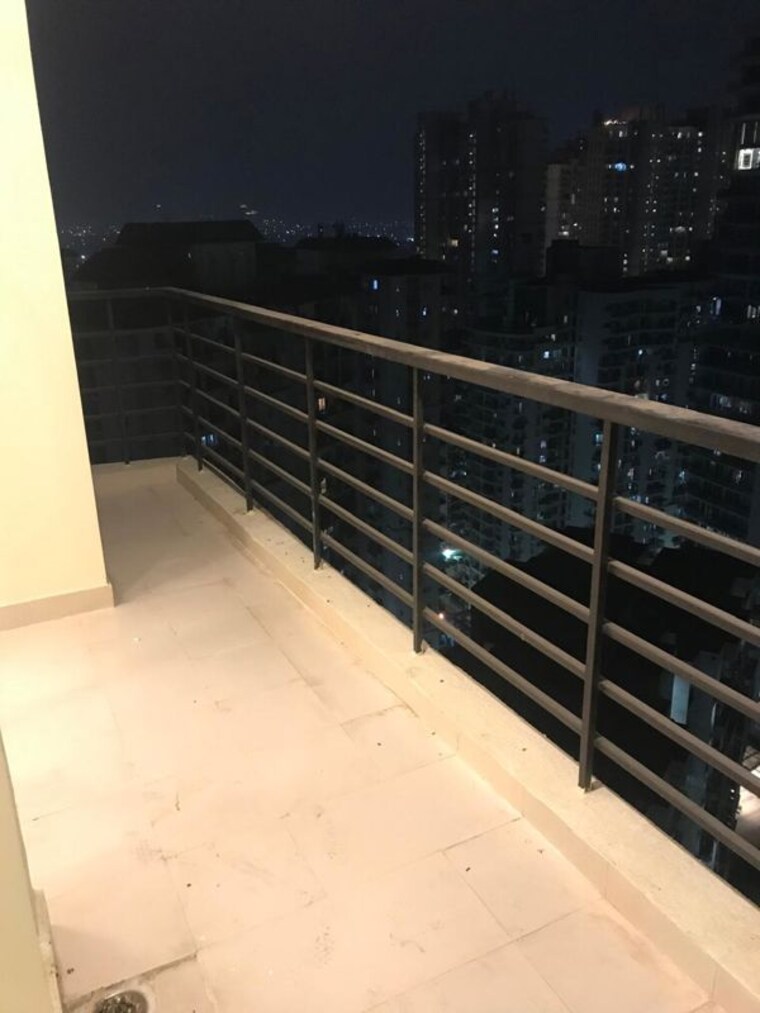 Balcony, sector 45 Pg For Boys & Girls In Sector 45 10589074