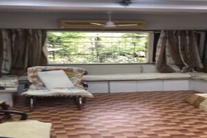  1.5 BHK Apartment at Santacruz West – for Sale