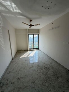 2 BHK Apartment For Rent in Majestique Towers