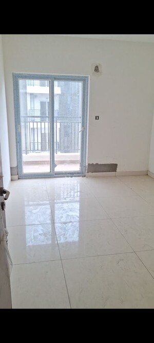 Room in 3 BHK Apartment at Vasavi Lake City, Hafeezpet – for Sale