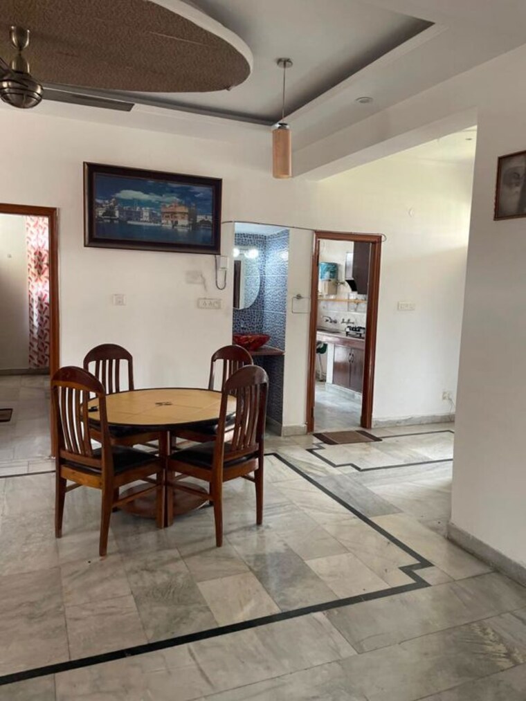 Hall, sector 68 3 Bedroom 1200 Sq.Ft. Apartment In Sector 68 Mohali 10589102