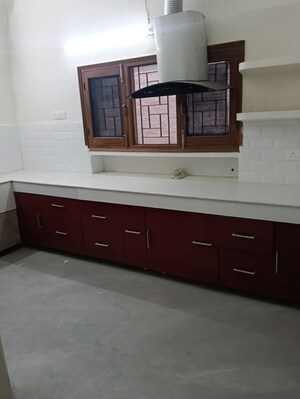 Kitchen in 6 BHK Independent House at Sector 33 – for Rent