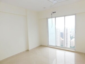 Room in 3 BHK Apartment at Ekta Tripolis, Goregaon West – for Sale