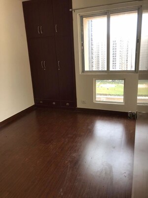 2 BHK Apartment For Sale in Jaypee Green Kosmos Phase II, Sector 134