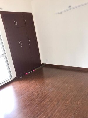 Room in 2 BHK Apartment at Jaypee Green Kosmos Phase II, Sector 134 – for Sale