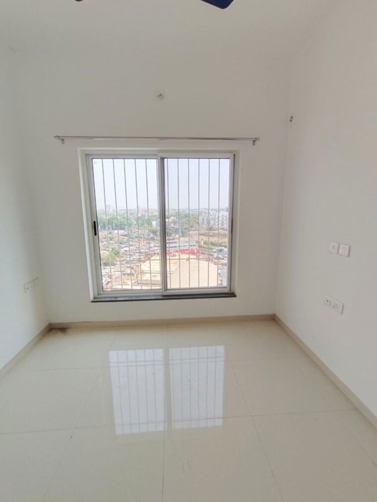 Room, runwal-the-central-park 2 Bedroom 1000 Sq.Ft. Apartment In Chinchwad Pune 10589160