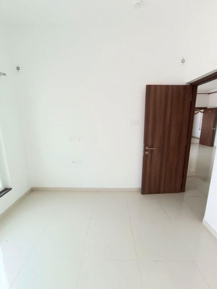 Room, runwal-the-central-park 2 Bedroom 1000 Sq.Ft. Apartment In Chinchwad Pune 10589160