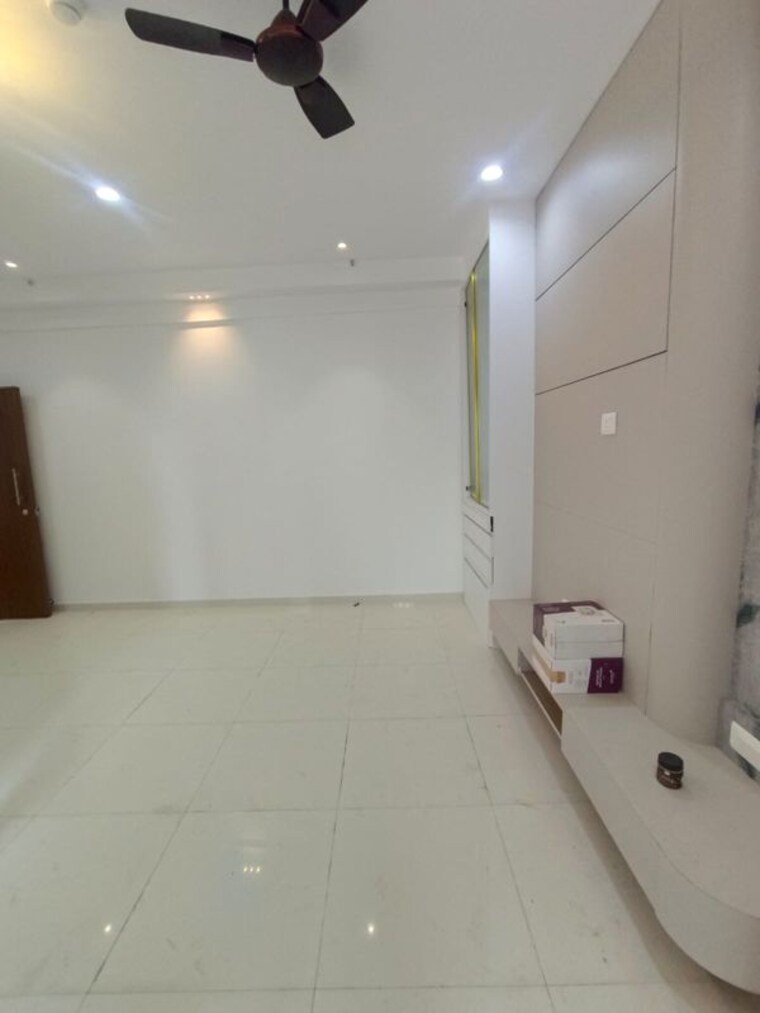 Bathroom, runwal-the-central-park 2 Bedroom 1000 Sq.Ft. Apartment In Chinchwad Pune 10589169