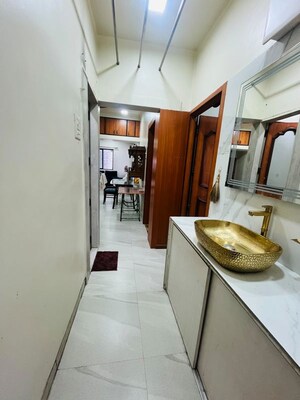 Furnished Amenities in 3 BHK Apartment at Rahul New Ajanta Avenue, Kothrud – for Rent