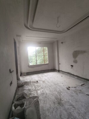 Room in 3 BHK Builder Floor at Paschim Vihar – for Sale