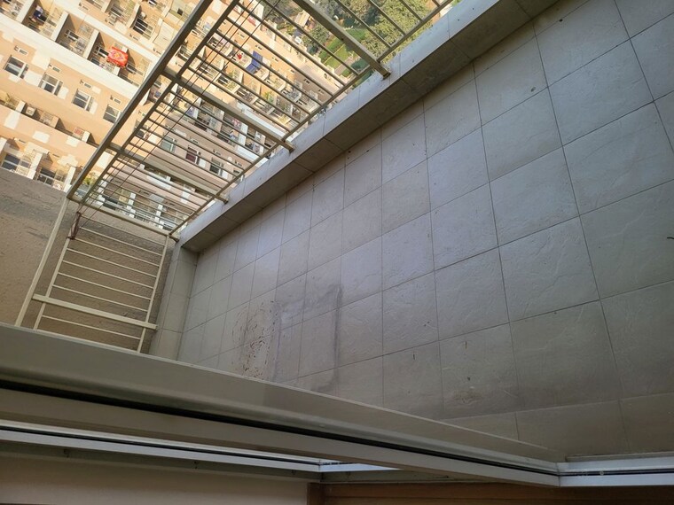 Balcony, emaar-palm-gardens 3.5 Bedroom 1720 Sq.Ft. Builder Floor In Sector 83 Gurgaon 10589172
