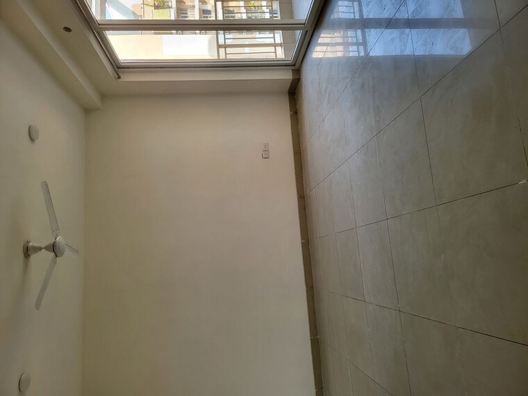 Balcony, emaar-palm-gardens 3.5 Bedroom 1720 Sq.Ft. Builder Floor In Sector 83 Gurgaon 10589172