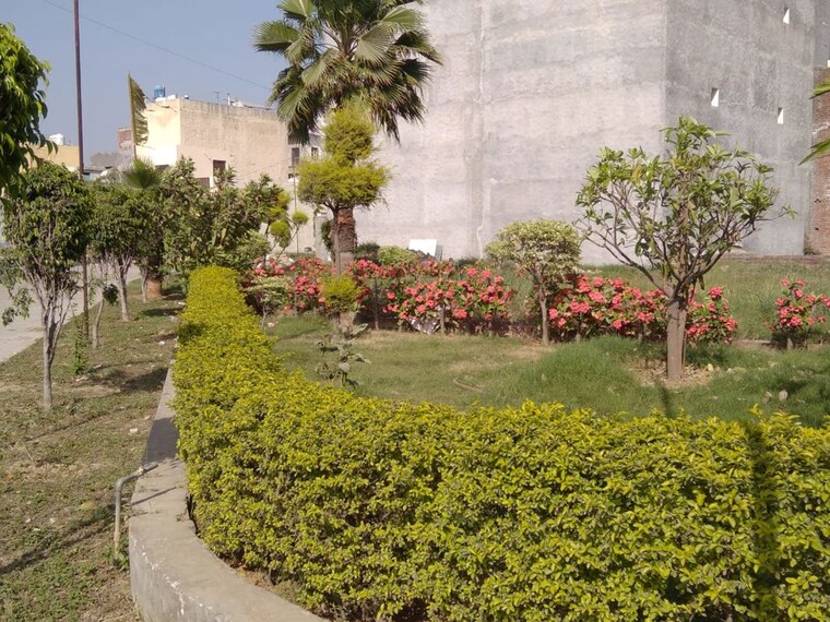 Garden, sbp-hillwood-greens  108 Sq.Yd. Plot In Lalru Mohali 10589185