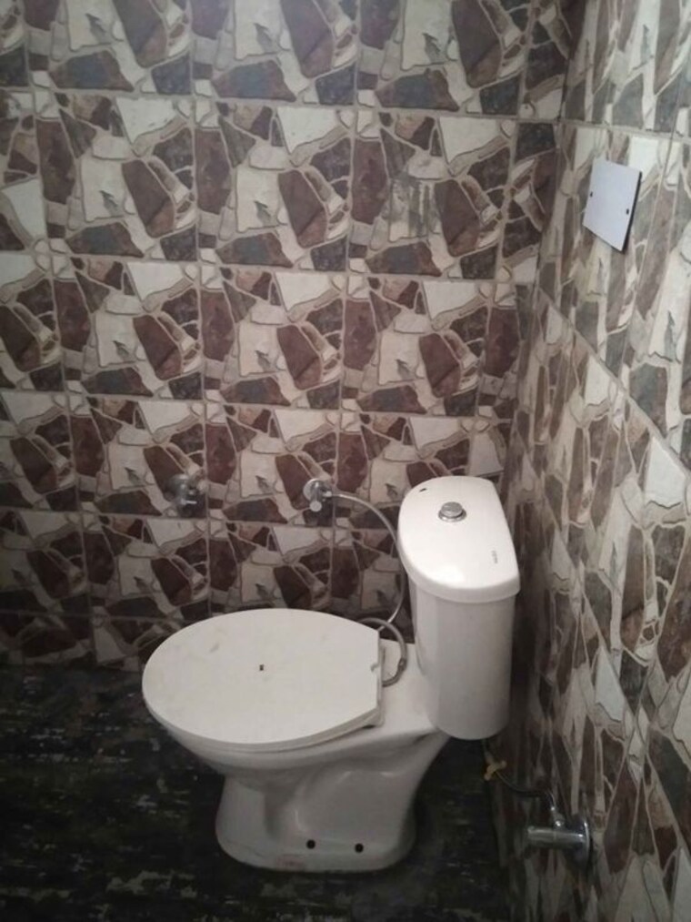 Bathroom, dera bassi 3 Bedroom 1500 Sq.Ft. Villa In Dera Bassi Mohali 10589192