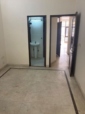 Room in 3 BHK Builder Floor at Kailash Hills – for Sale