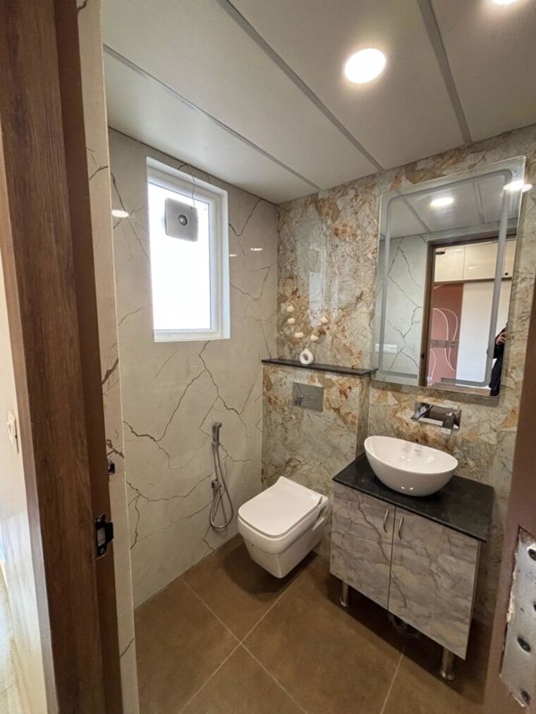 Bathroom, urban-the-zirk 3 Bedroom 1800 Sq.Ft. Apartment In Nabha Zirakpur 10589212