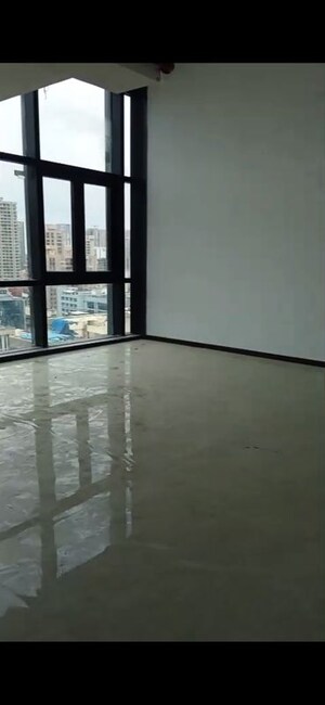 Room in  Office Space at Chandra Arc One, Andheri West – for Sale
