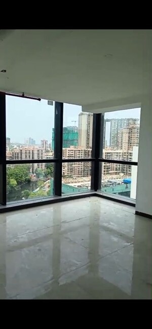 Room in  Office Space at Chandra Arc One, Andheri West – for Sale