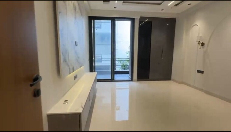 Living Room, sector 2 4 Bedroom 360 Sq.Yd. Builder Floor In Sector 2 Gurgaon 10589025
